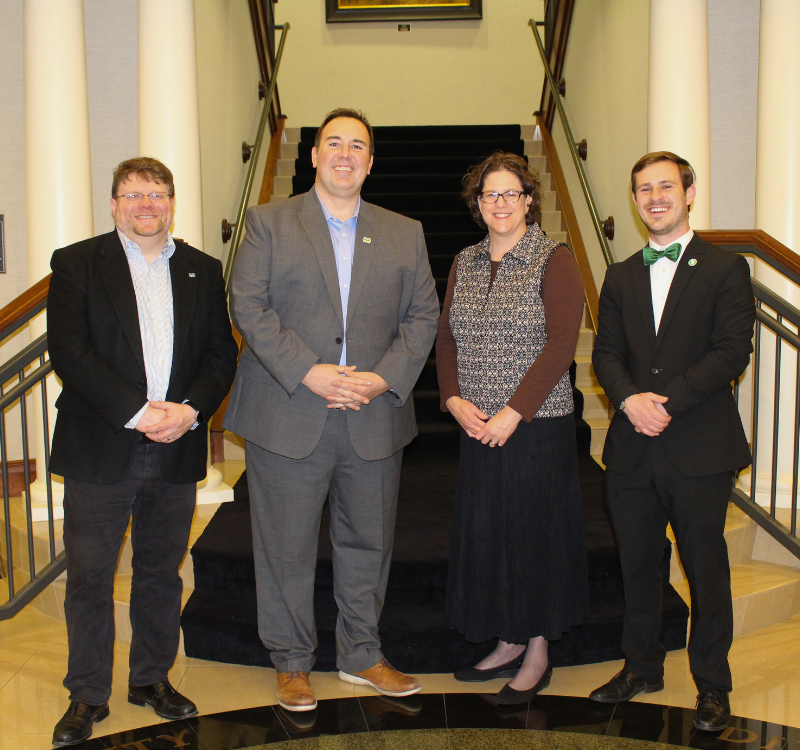 Pheister family establishes scholarship for students in the School of Journalism and Mass Communications